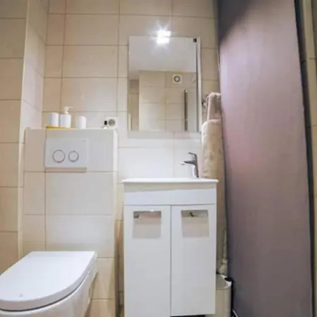 Apartment Cocoon Center - Rue D'antibes - 200m Plage- Clim - Wifi - Unique
