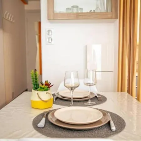 Cocoon Center - Rue D'antibes - 200m Plage- Clim - Wifi - Unique * Cannes